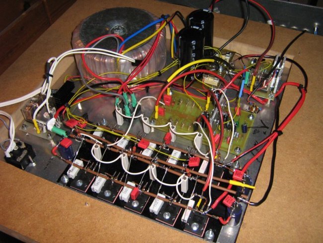 sub-plate-amp